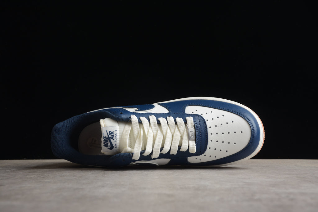 Air Force 1 Low – Azul Oscuro / Blanco