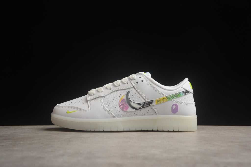 Dunk SB – BAPE Blanco