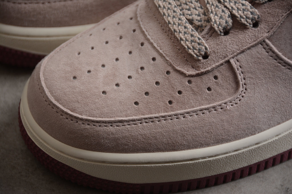 Air Force 1 Low – Lila / Suela Blanca