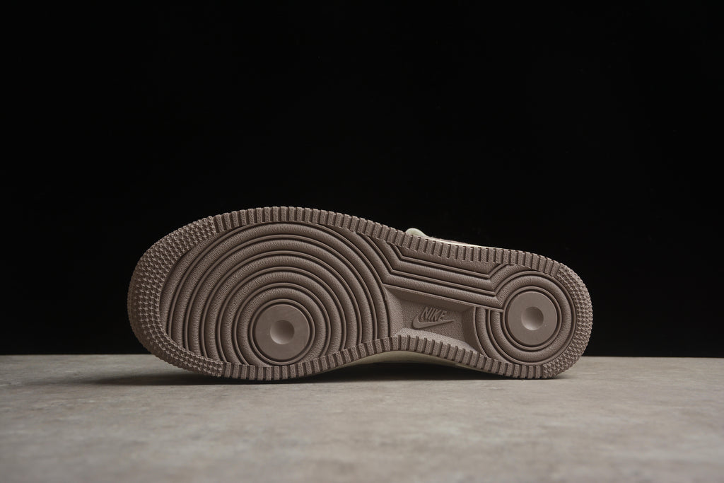 Air Force 1 High LV – Beige / Gris
