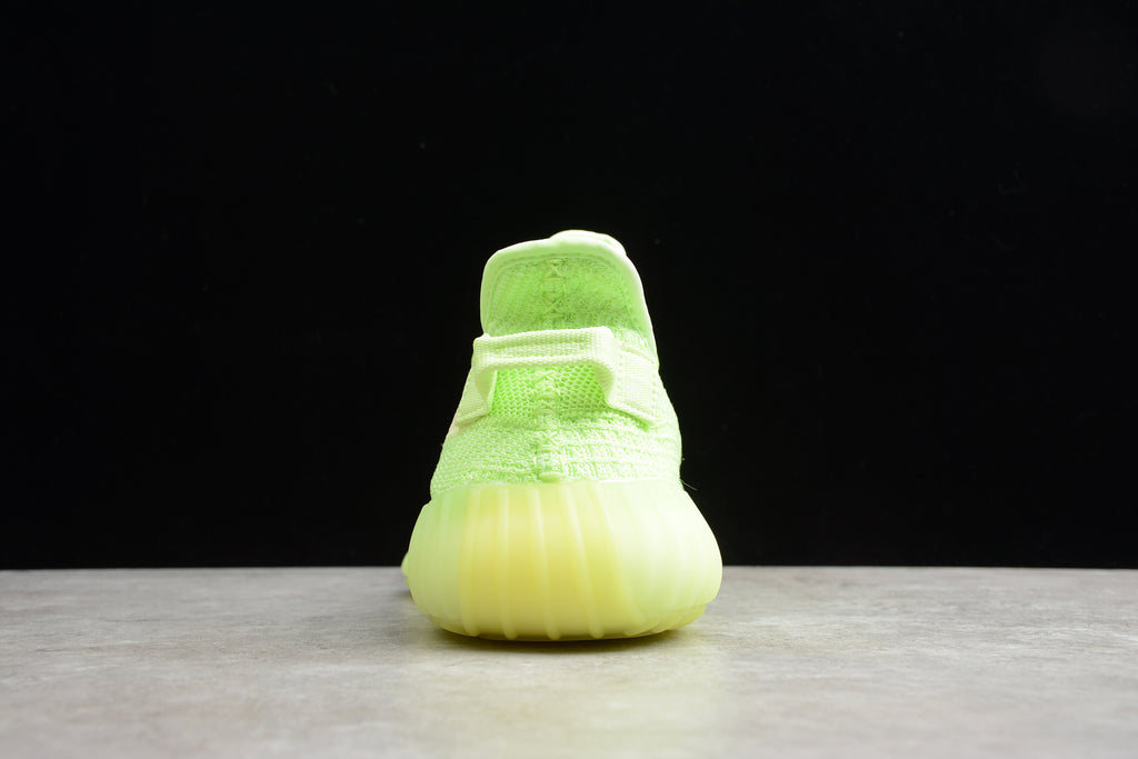 Adidas Yeezy 350 – Fluorescente