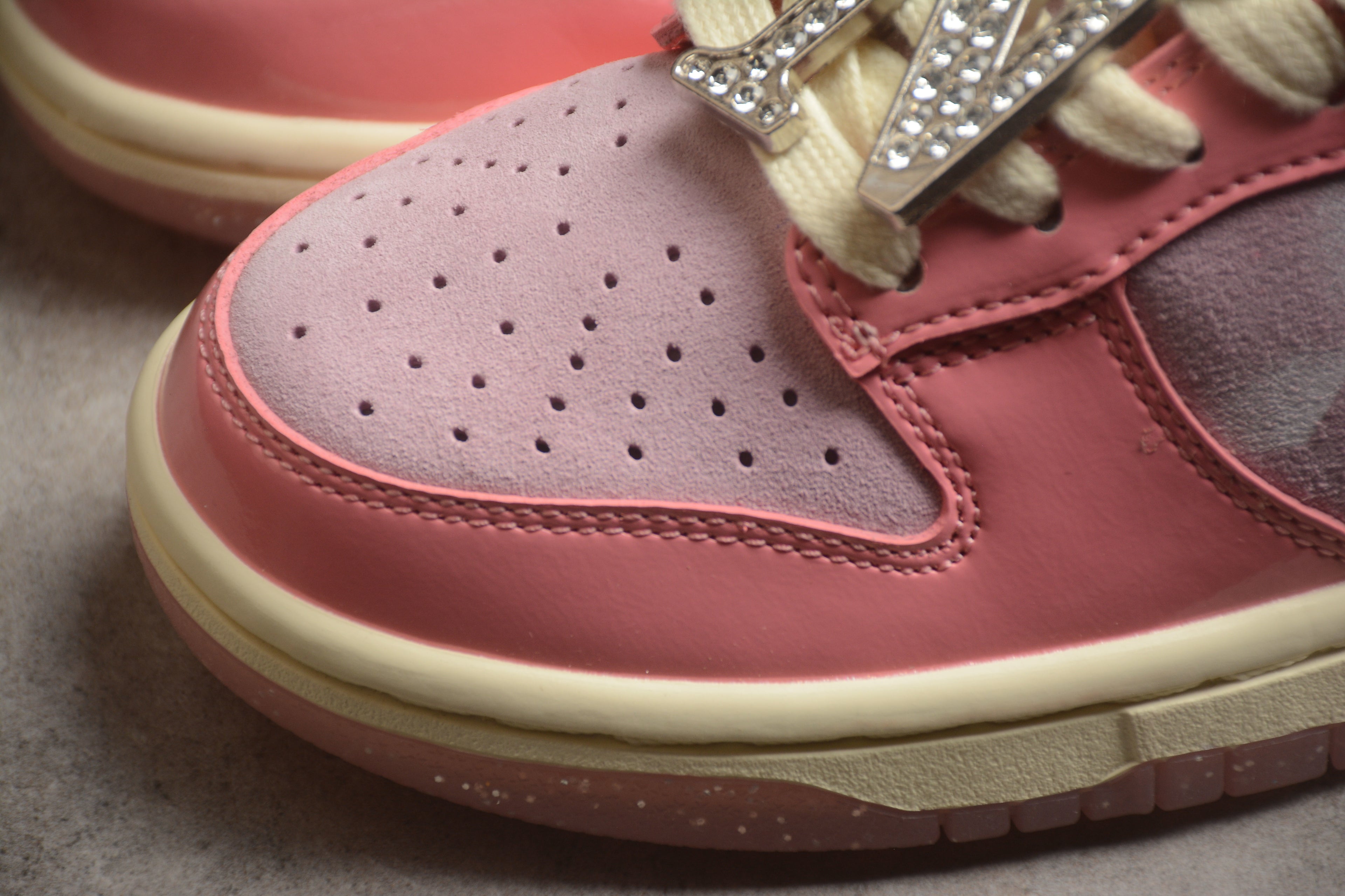 Dunk SB – Rosa / Lila / Gris