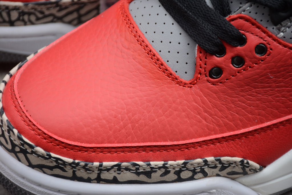 Air Jordan 3 – Rojo