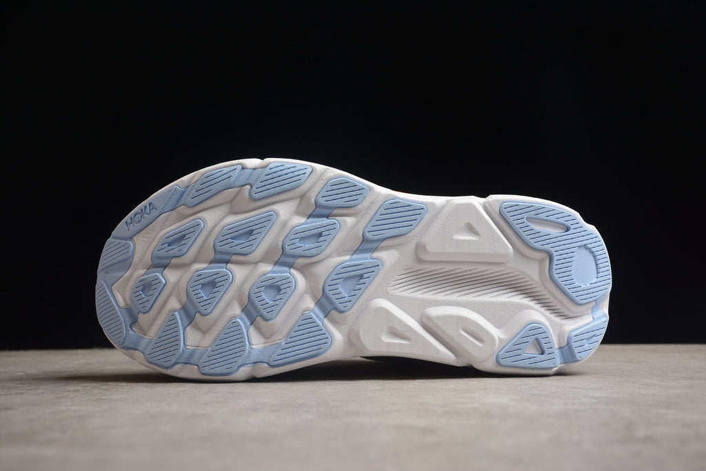 Hoka Clifton 9 – Azul Claro / Naranja
