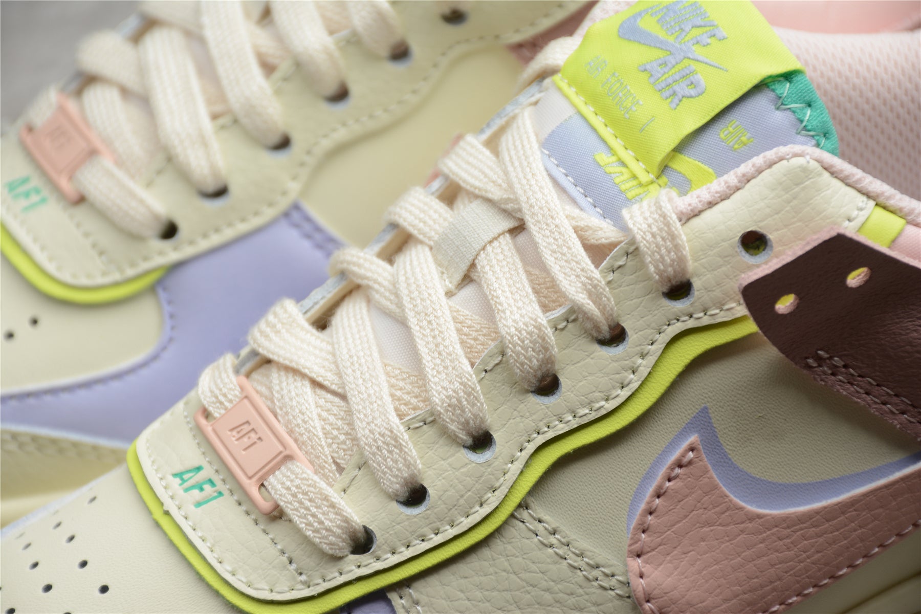 Air Force 1 Shadow – Blanco / Rosa