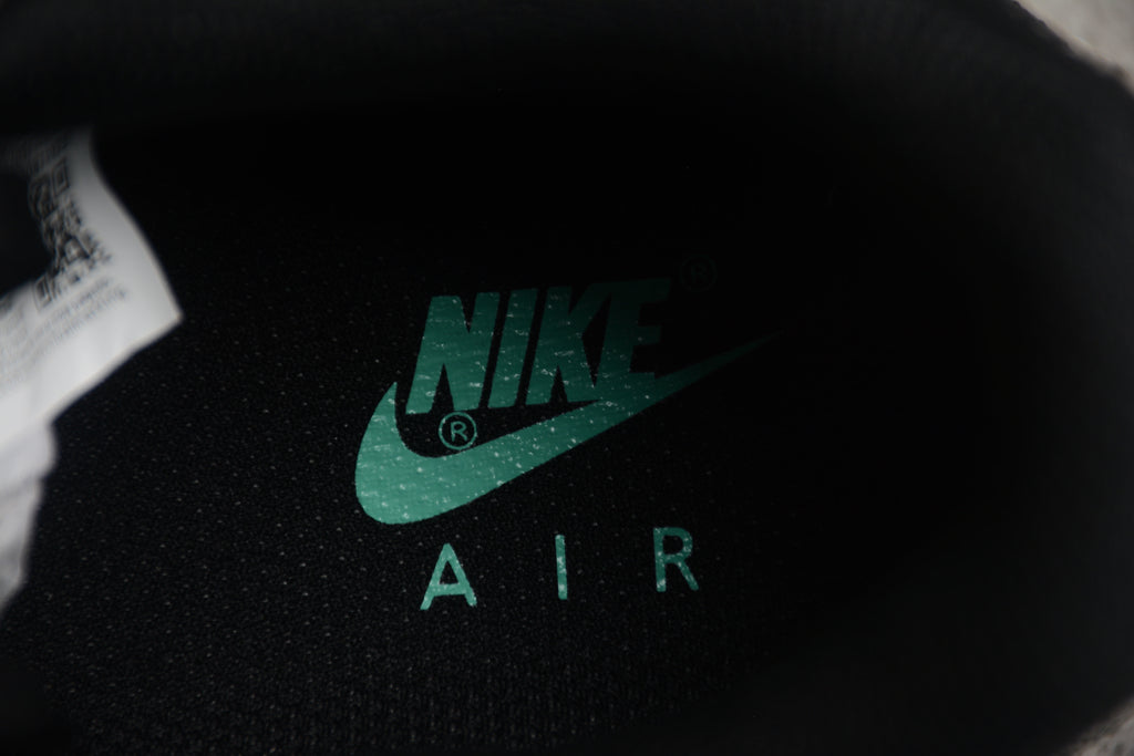 Air Force 1 Low – Negro / Azul