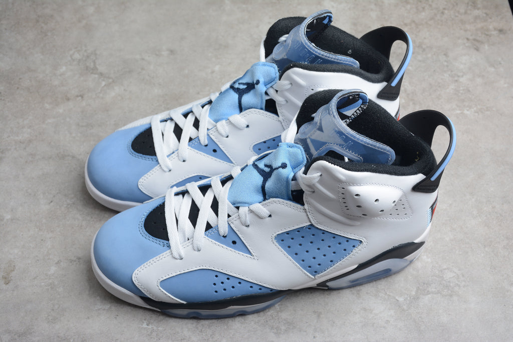 Air Jordan 6 – Blanco / Azul