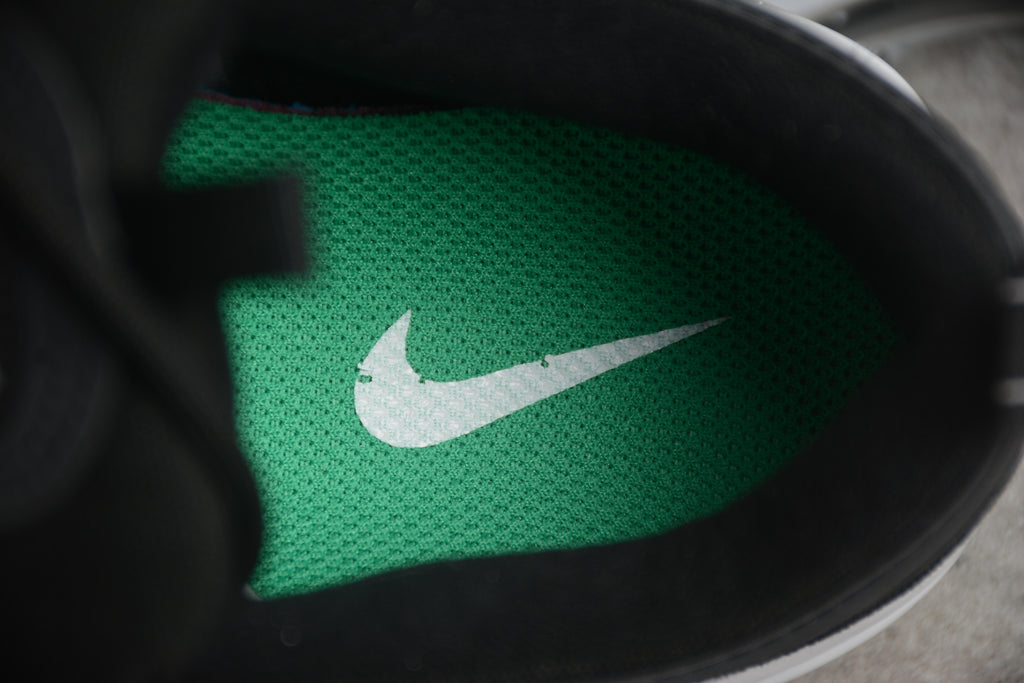 Air Max 97 – Negro / Blanco