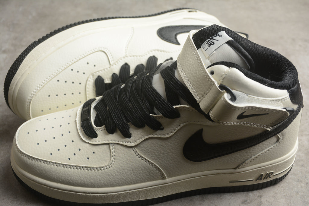 Air Force 1 High – Blanco / Negro
