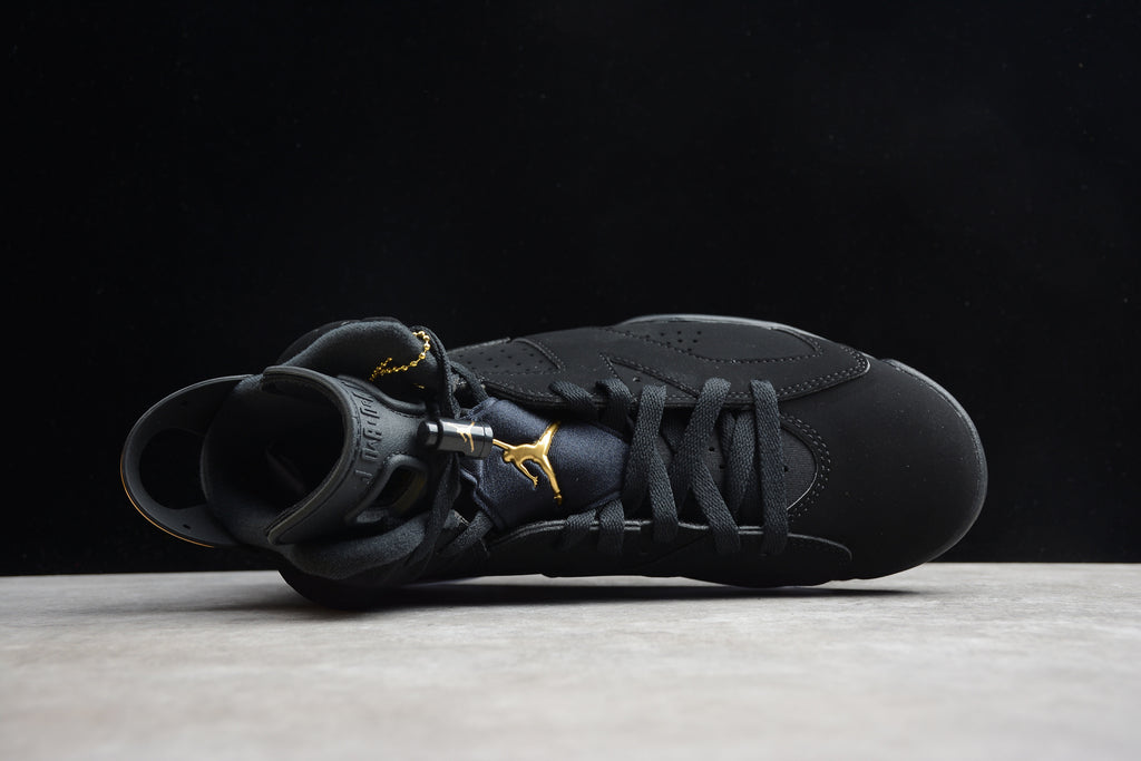 Air Jordan 6 – Negro / Dorado