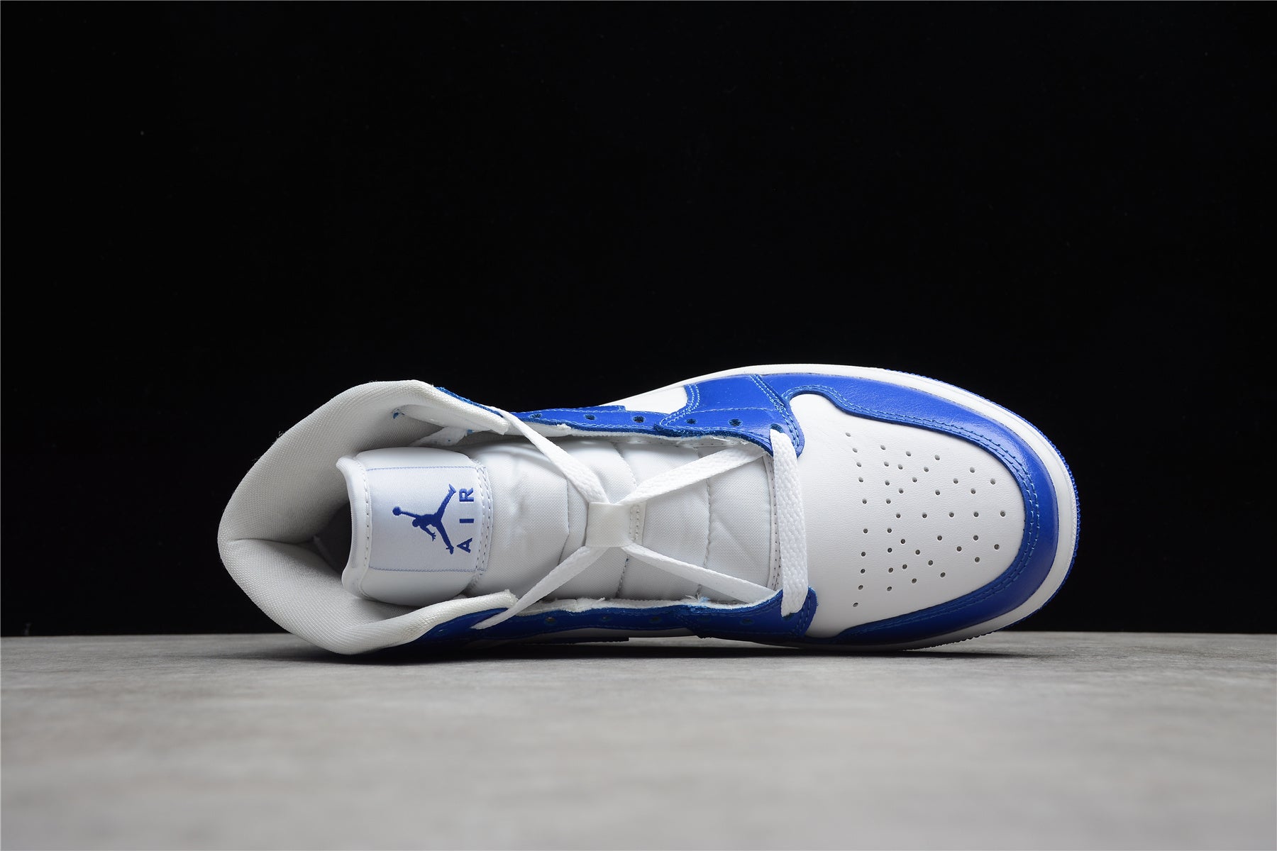 Air Jordan 1 Mid – Azul Oscuro / Blanco