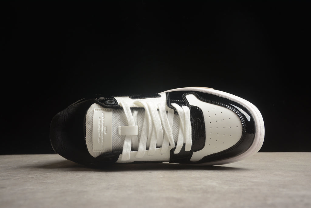 Off-White – Negro / Blanco