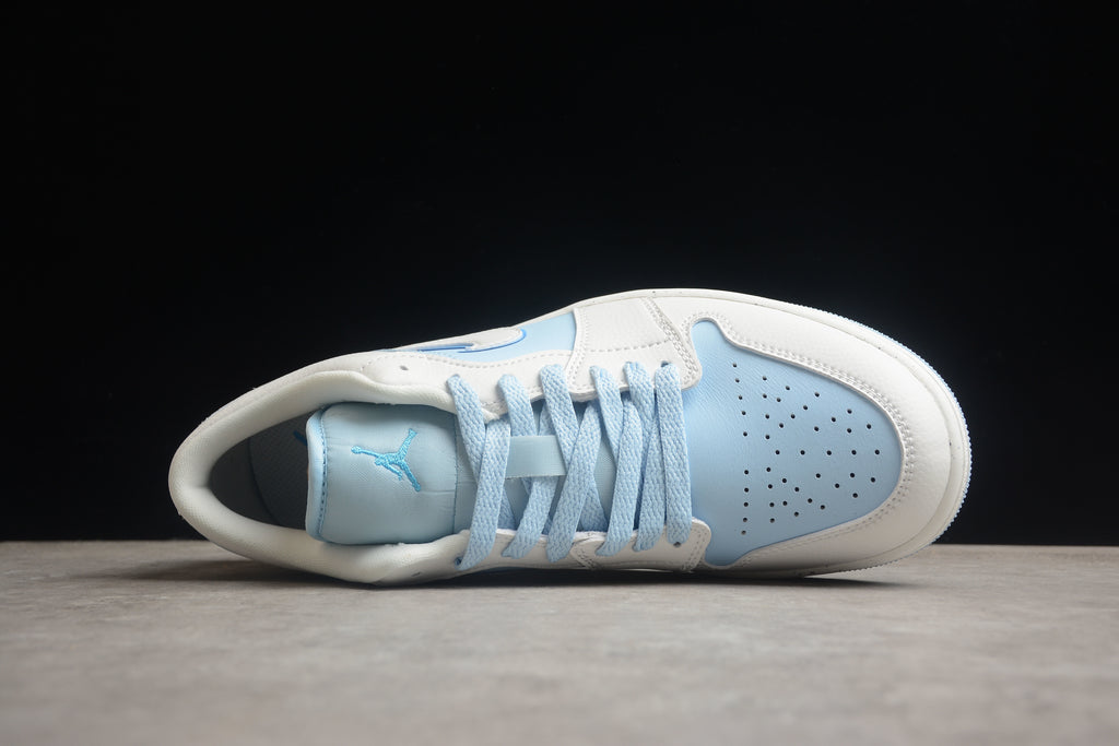 Jordan 1 Low – Blanco / Azul