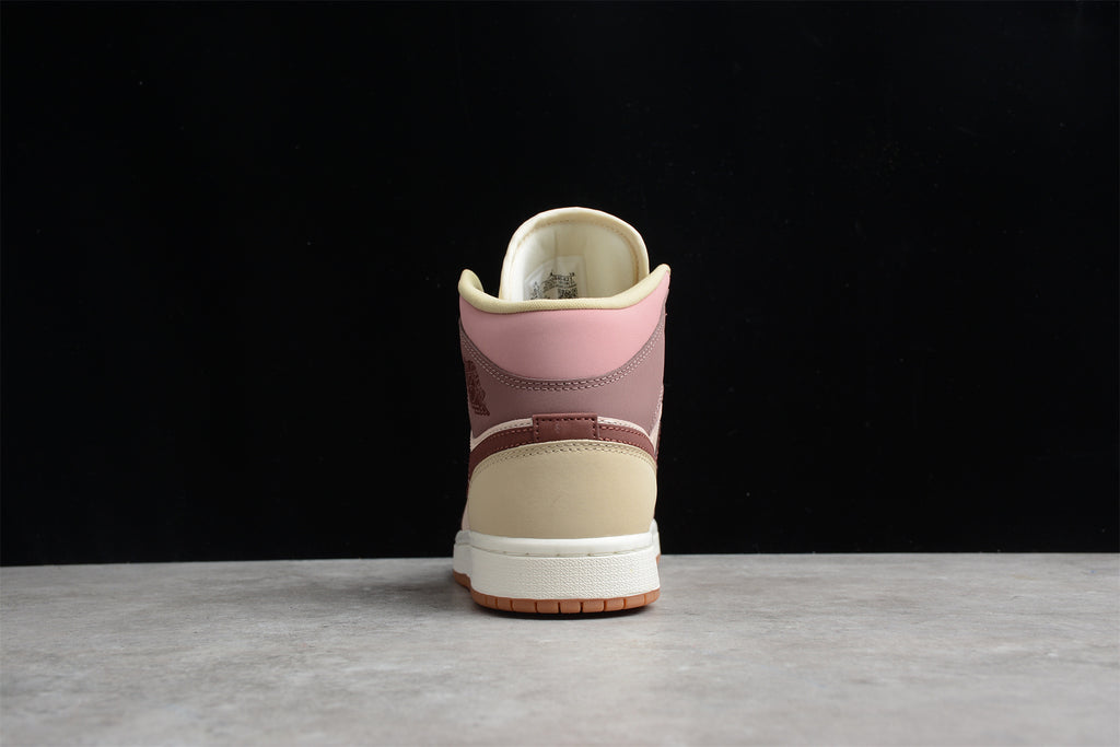 Air Jordan 1 Mid – Tonos de Rosa