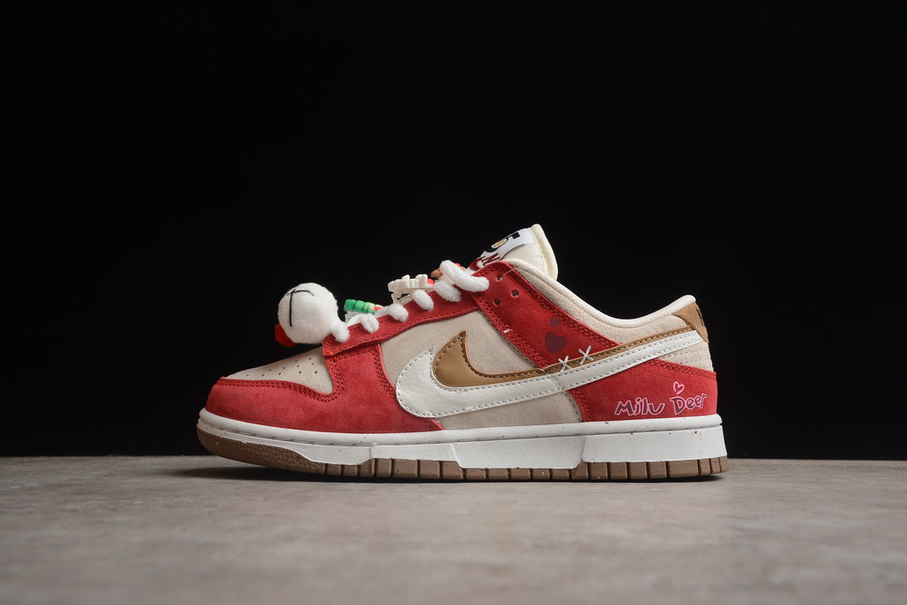 Dunk SB – Rojo / Beigie / Marrón / Blanco