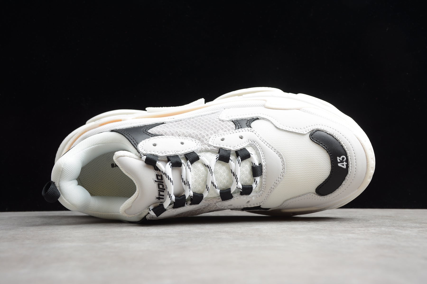 Balenciaga Triple S – Blanco / Gris