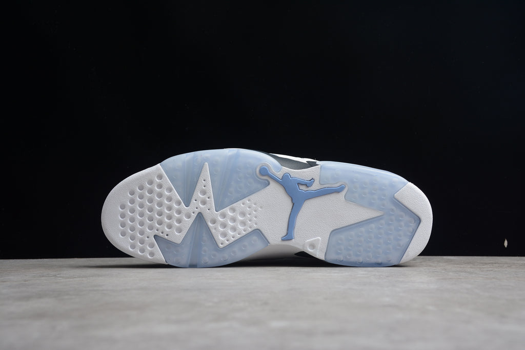 Air Jordan 6 – Blanco / Azul