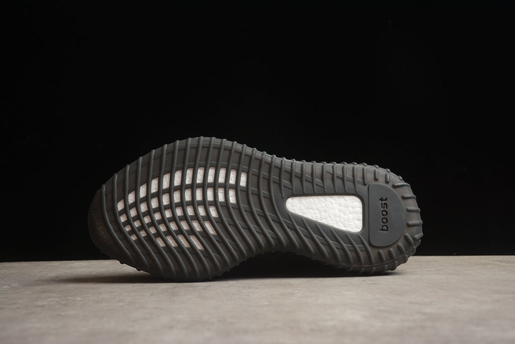 Adidas Yeezy 350 – Negro / Azul