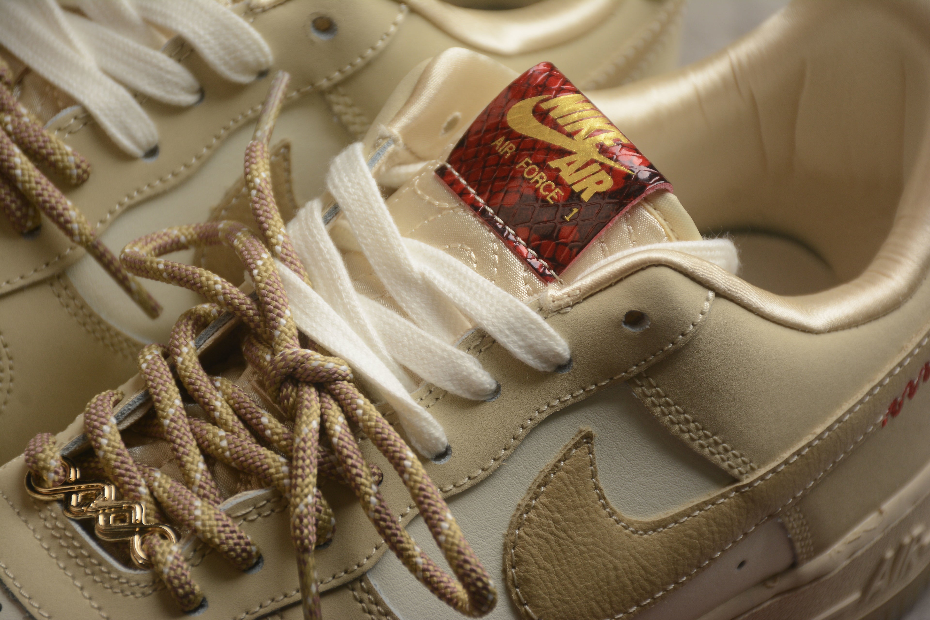 Air Force 1 Low – Beige / Blanco