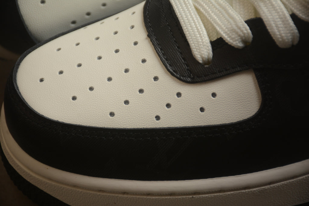 Air Force 1 High LV – Negro / Blanco