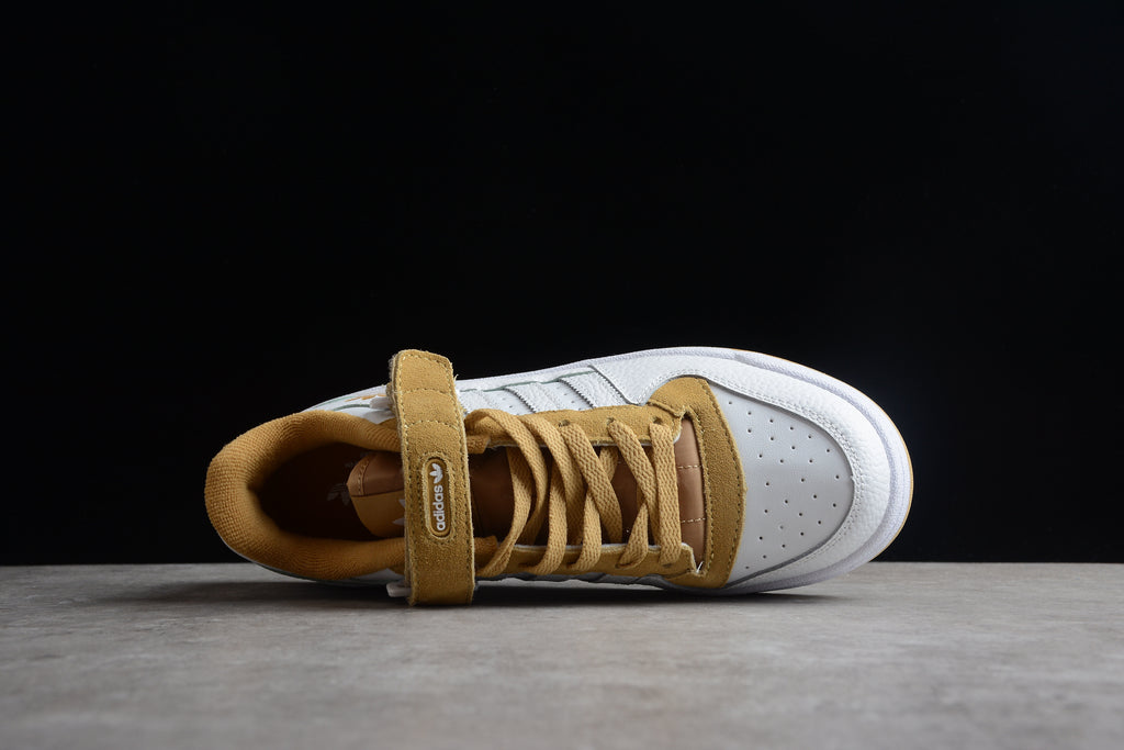 Adidas Forum – Blanco / Marrón