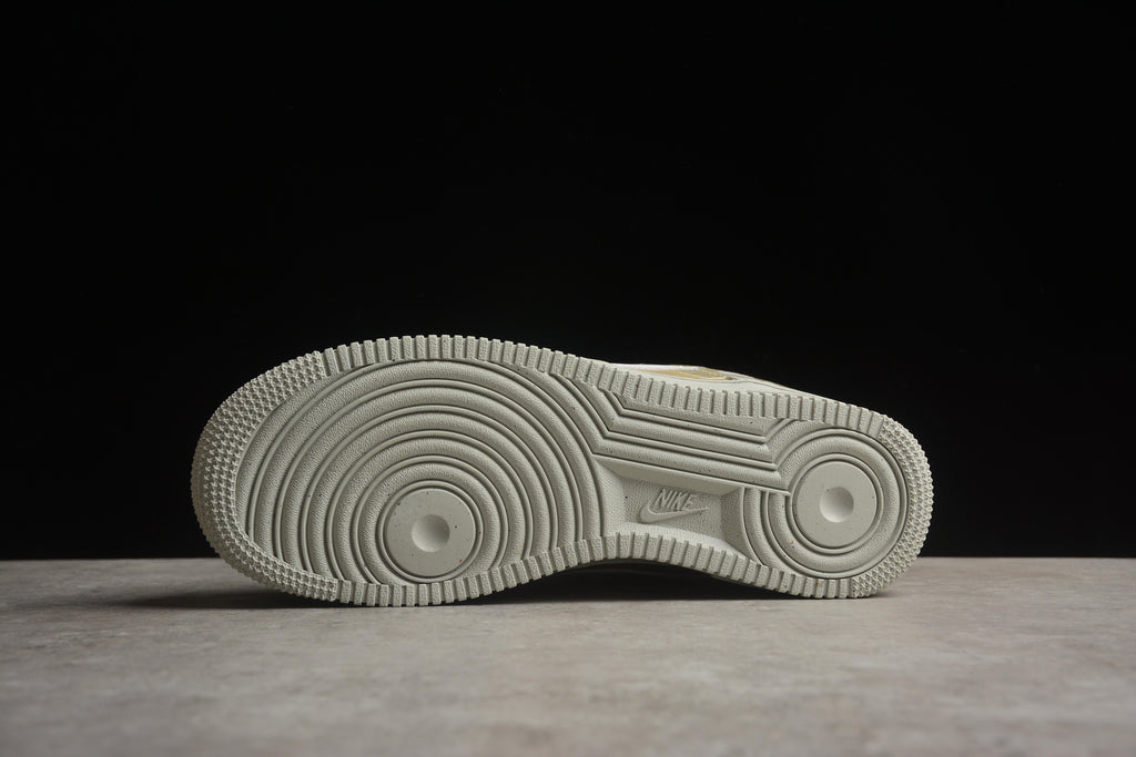 Air Force 1 Low – Gris / Marrón