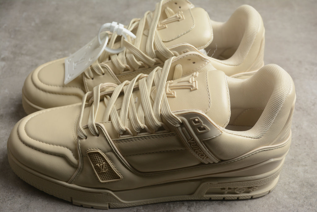 Louis Vuitton Trainer Low – Beige