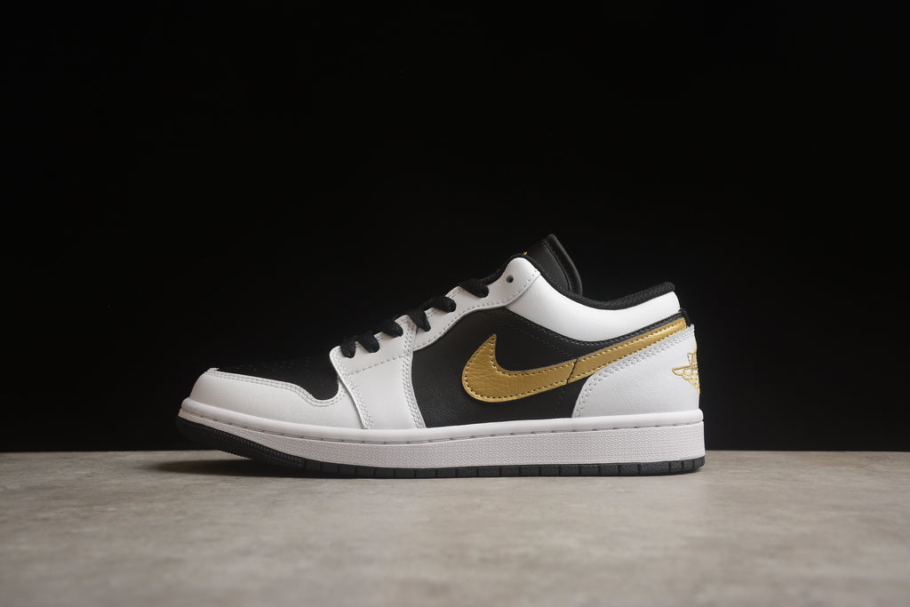 Jordan 1 Low – Blanco / Negro / Dorado