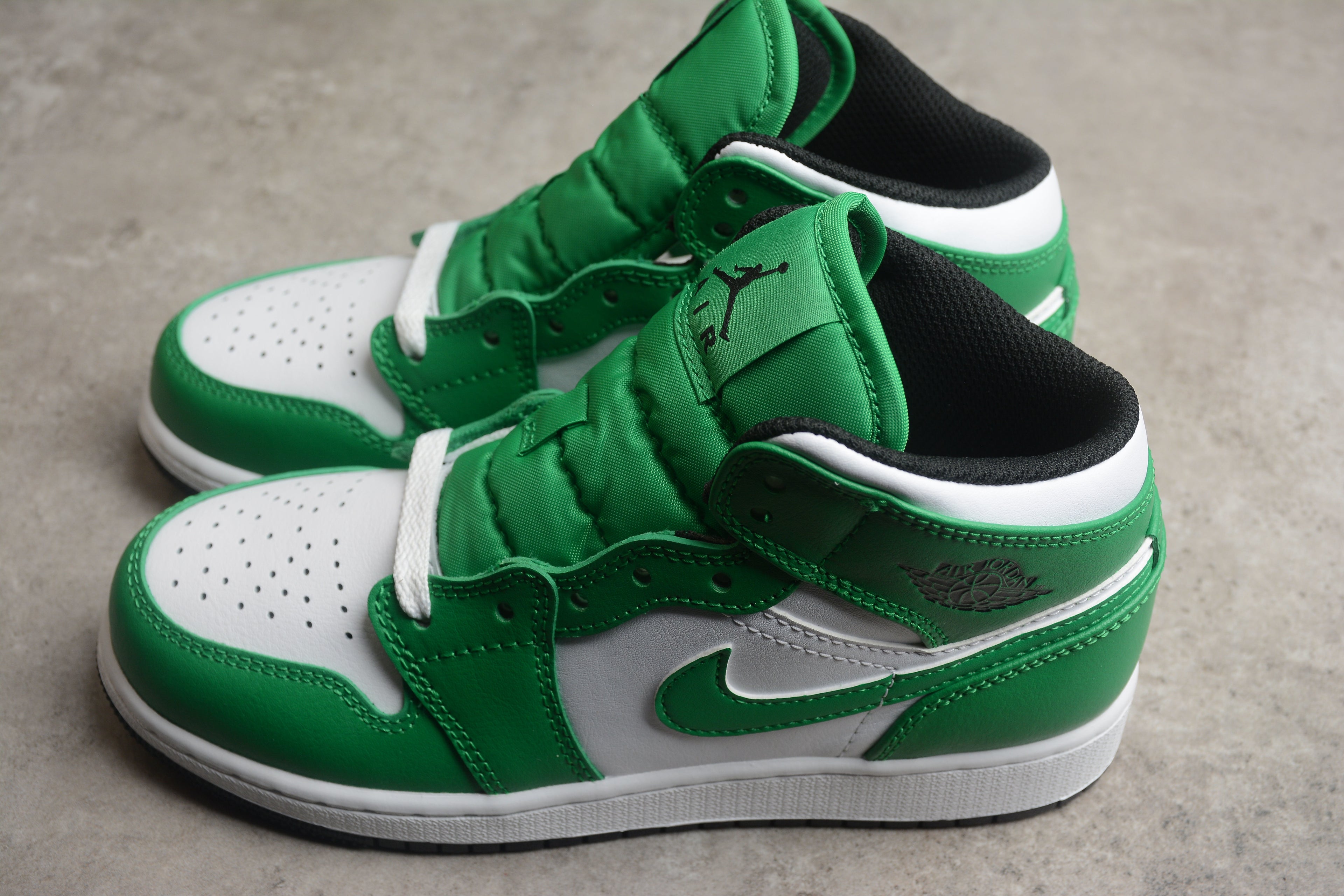 Air Jordan 1 Mid – Verde Oscuro