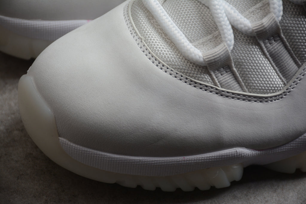 Air Jordan 11 – Blanco