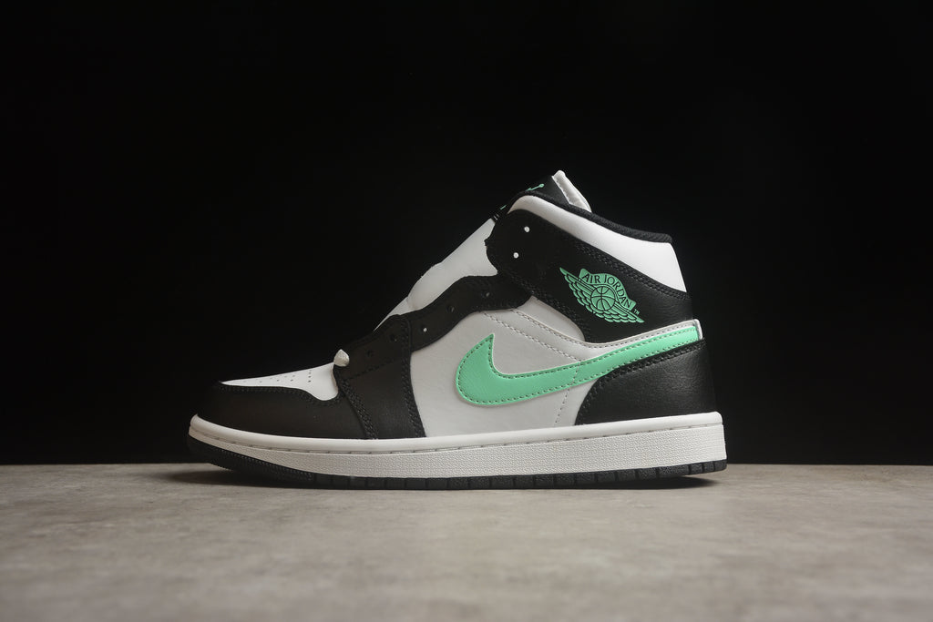 Air Jordan 1 Mid – Negro / Turquesa / Blanco