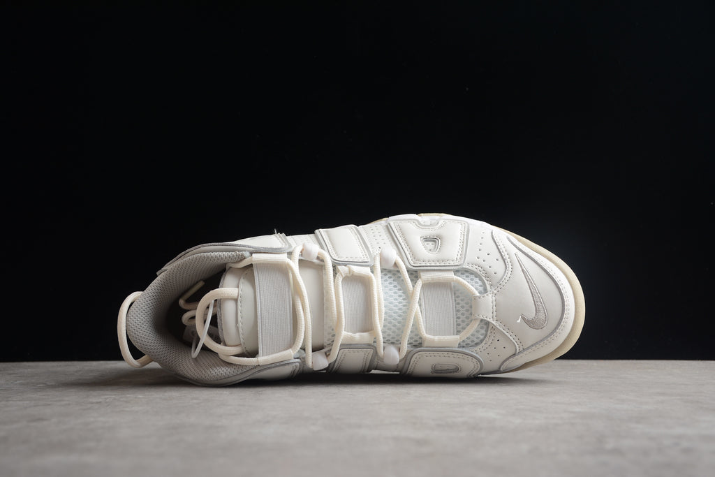 Air More Uptempo – Blanco / Beigie