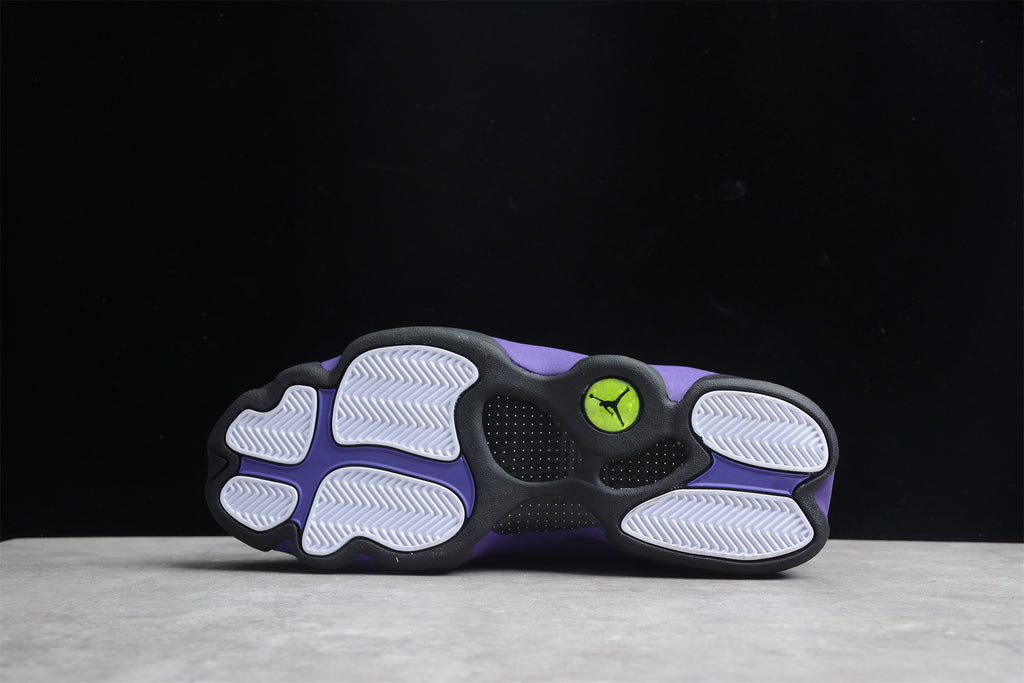 Air Jordan 13 – Negro / Lila