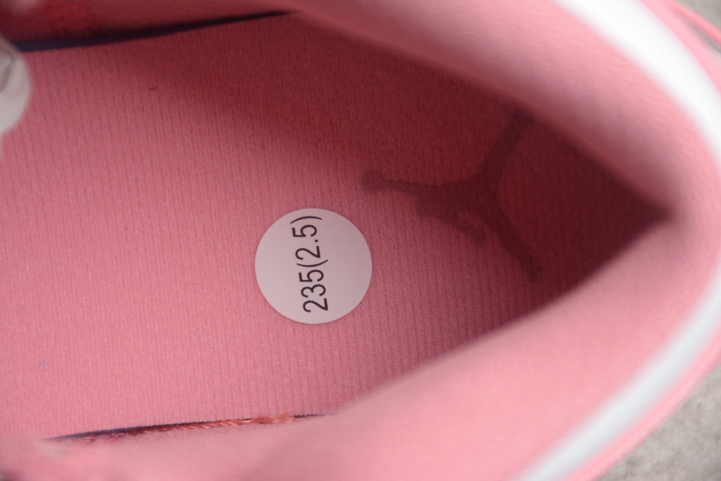 Air Jordan 1 Mid – Rosa Claro / Blanco