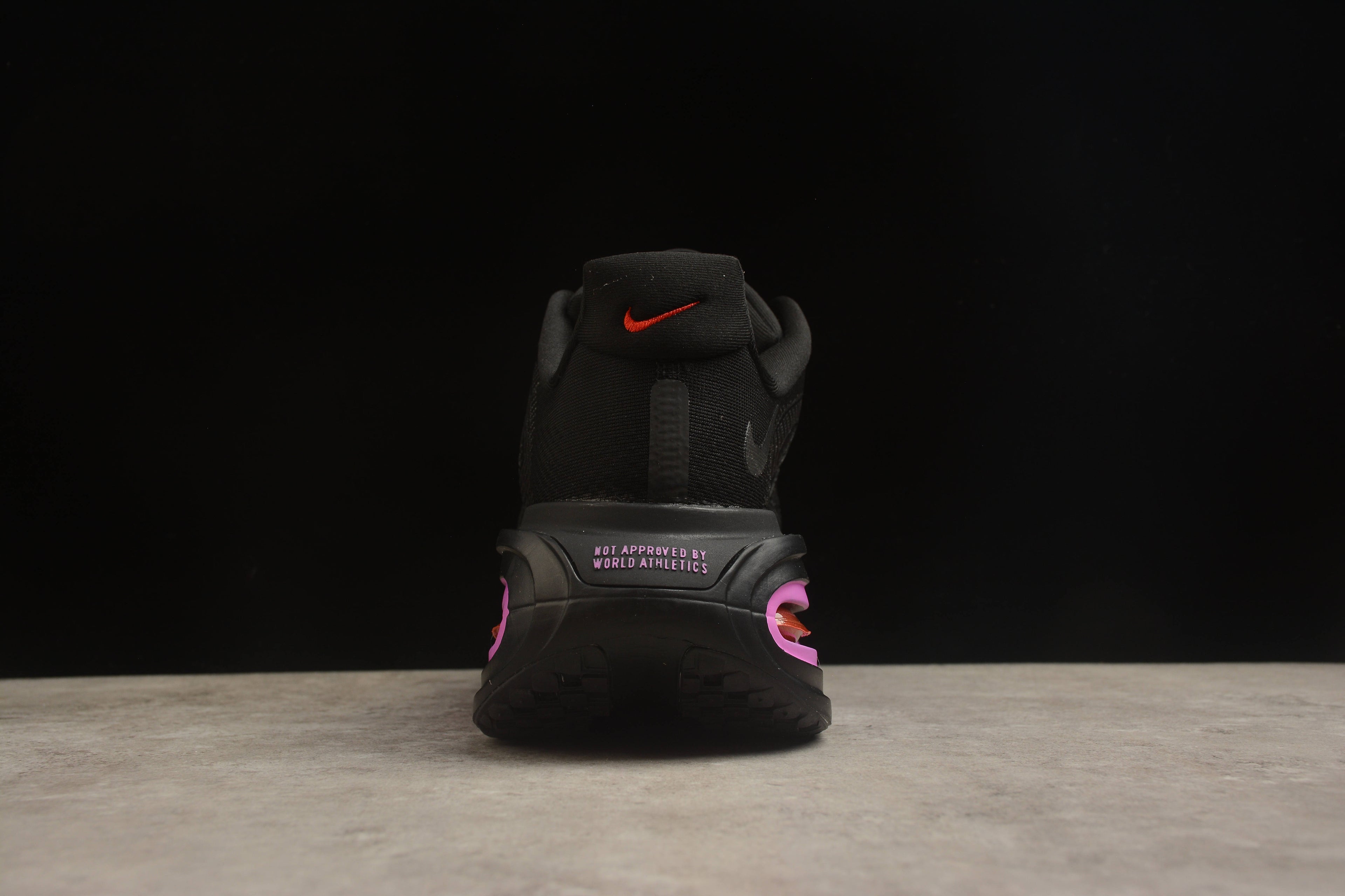 Vomero Premium – Negro / Lila