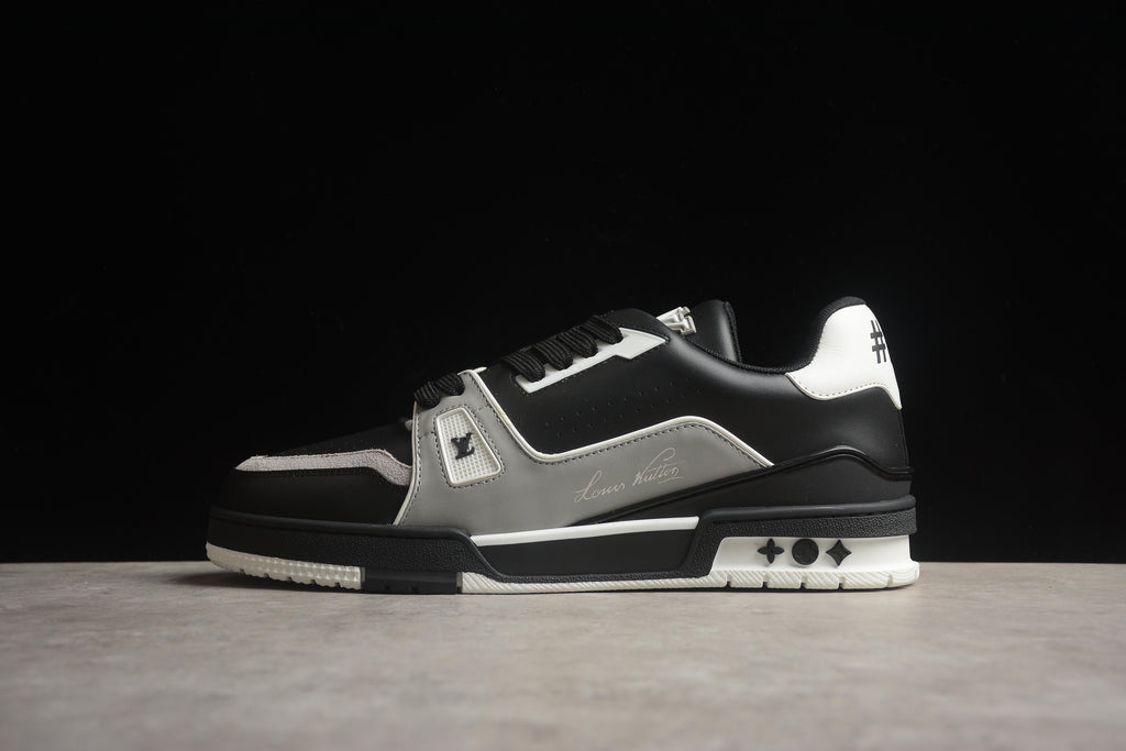 Louis Vuitton Trainer Low – Negro / Gris / Blanco