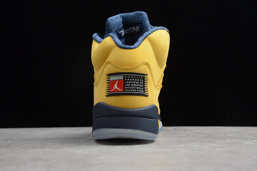 Air Jordan 5 – Amarillo