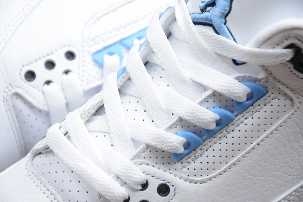 Air Jordan 3 – Blanco / Azul Claro