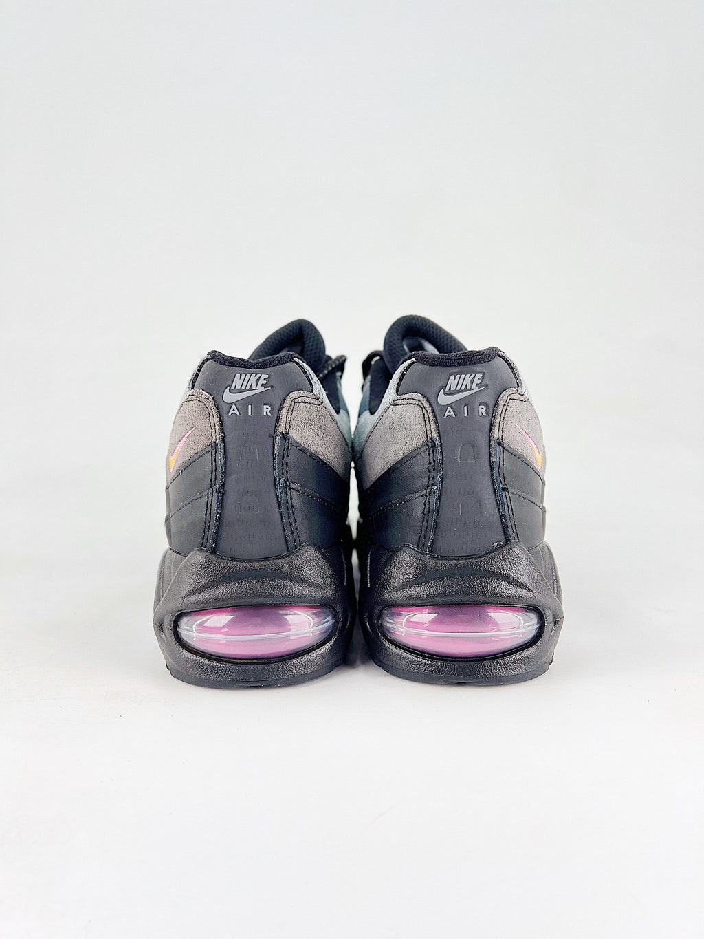 Air Max 95 – Negro / Marrón / Gris