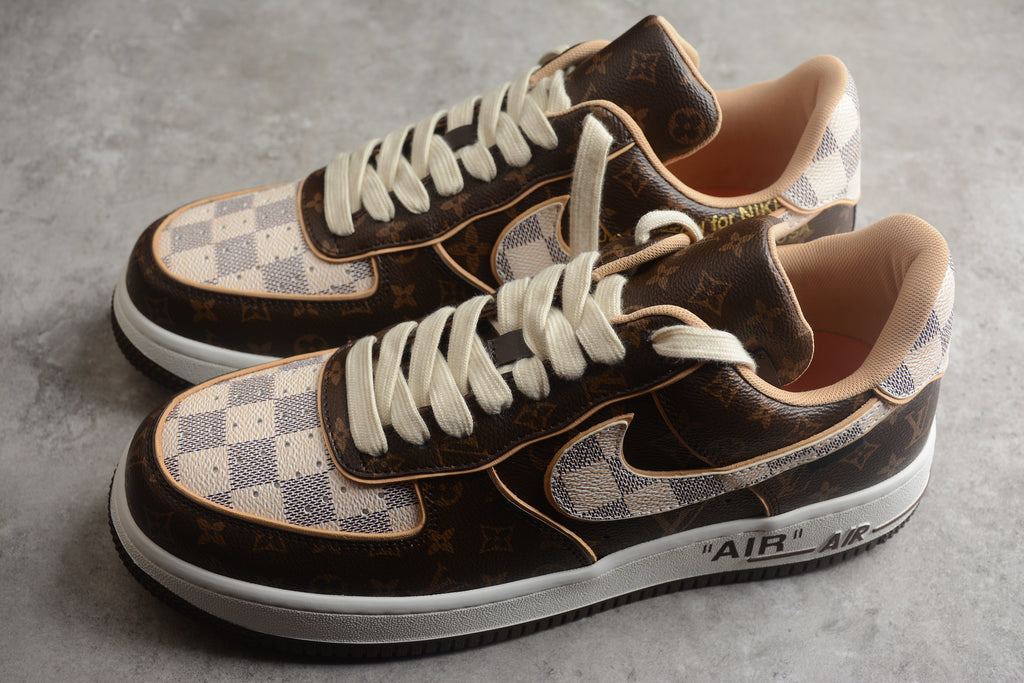 Air Force 1 Low LV – Blanco / Marrón / Beige