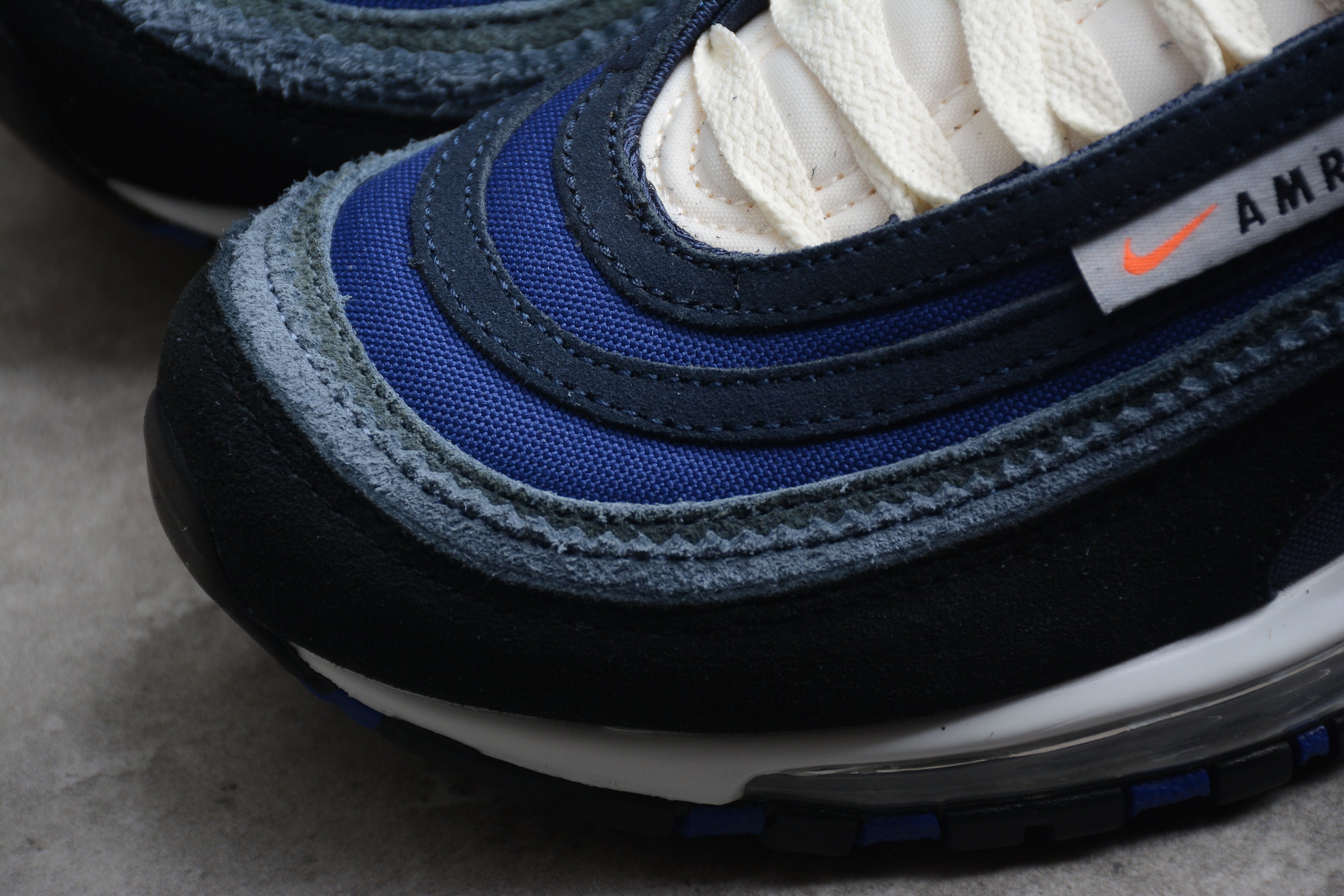 Air Max 97 – Negro / Azul Oscuro