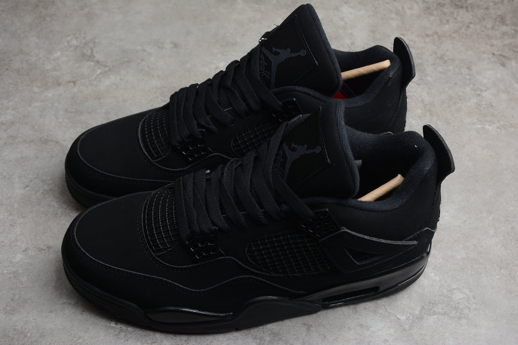 Air Jordan 4 – Negro