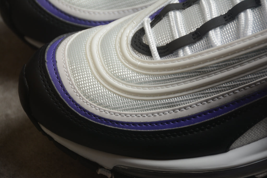 Air Max 97 – Blanco / Negro / Lila