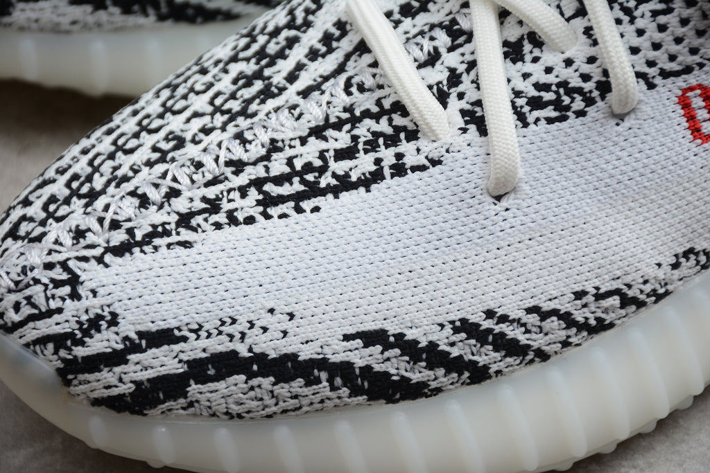 Adidas Yeezy 350 – Blanco / Negro
