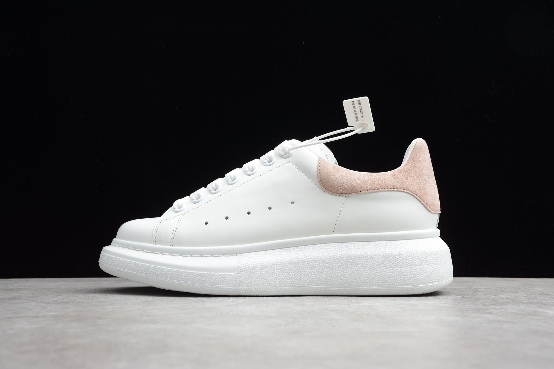 Alexander McQueen – Blanco / Rosa