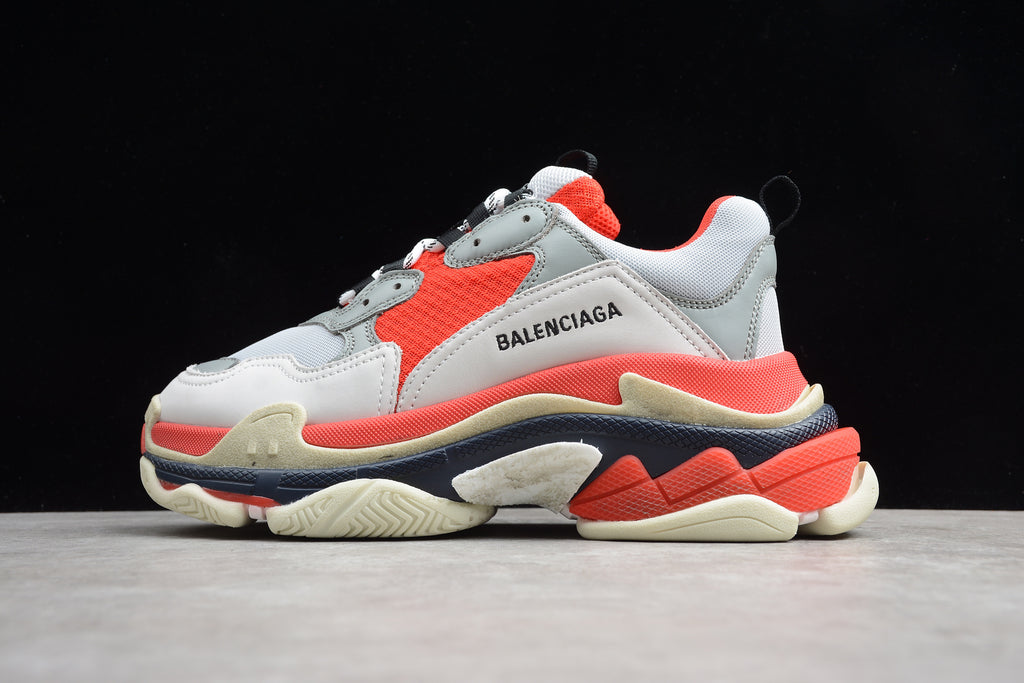 Balenciaga Triple S – Gris / Rojo