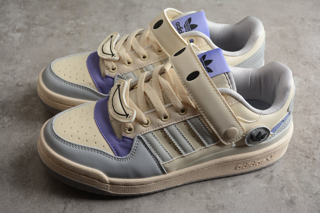 Adidas Forum – Beige con Detalles Azules
