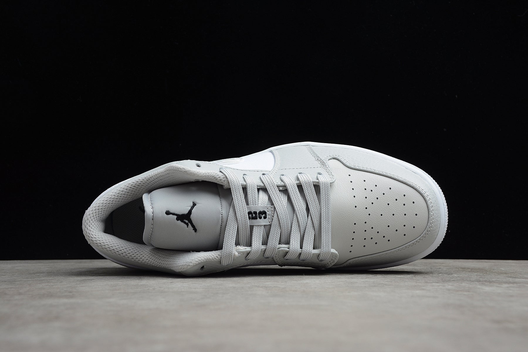 Jordan 1 Low – Beige