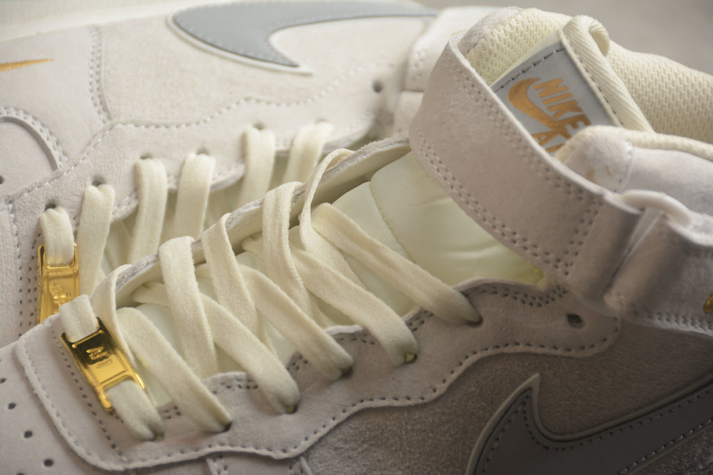 Air Force 1 High – Gris Claro