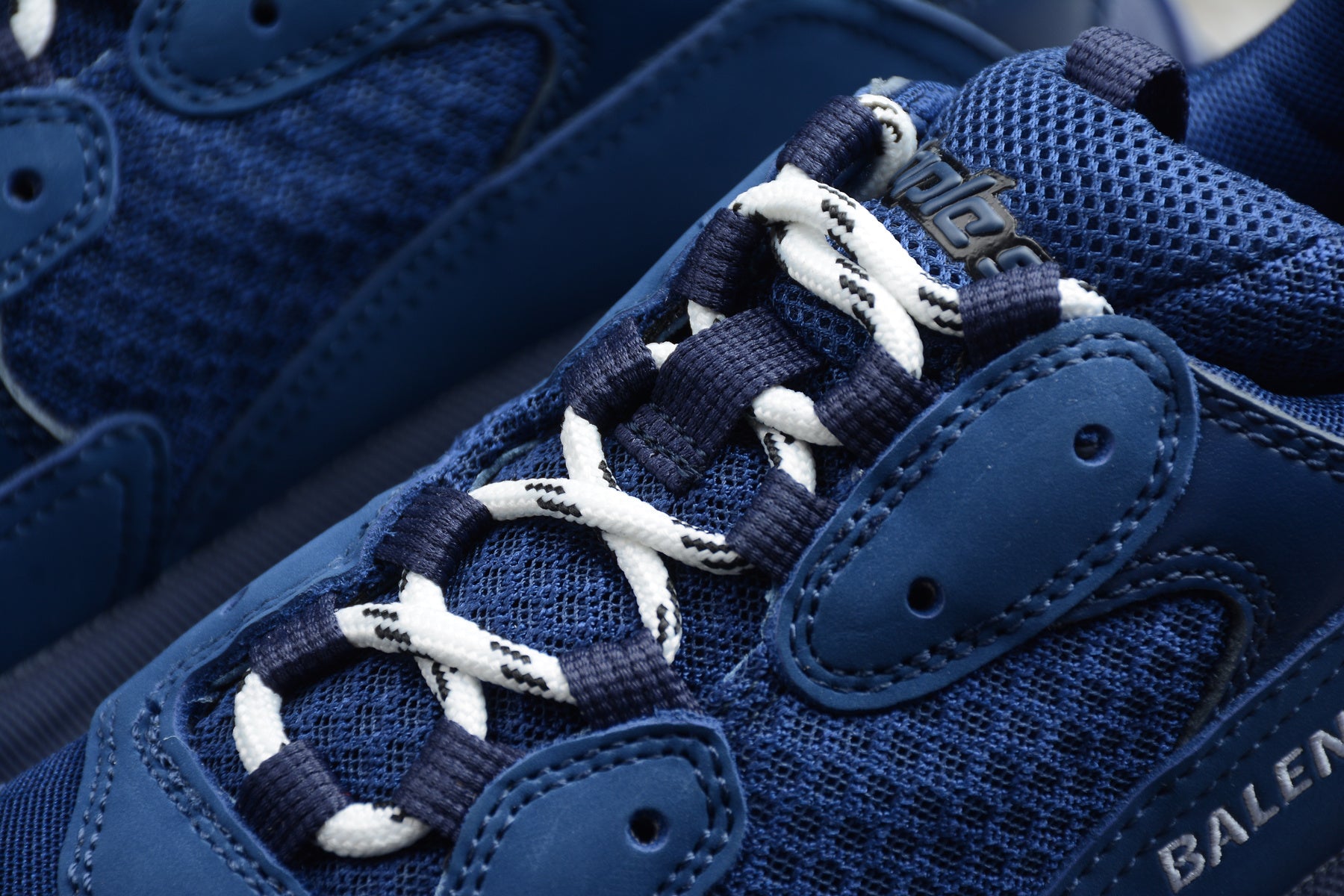 Balenciaga Triple S – Azul